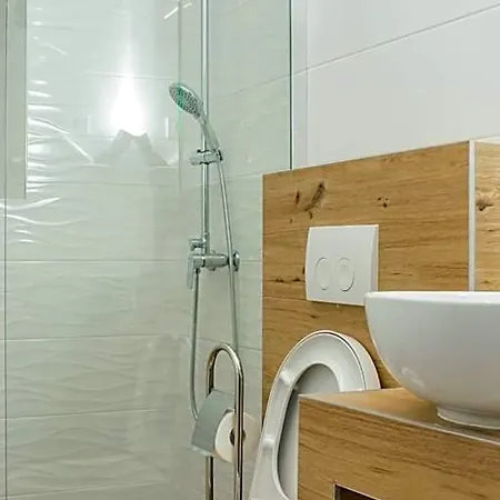 Heritage Dea Hvar 4* חוואר