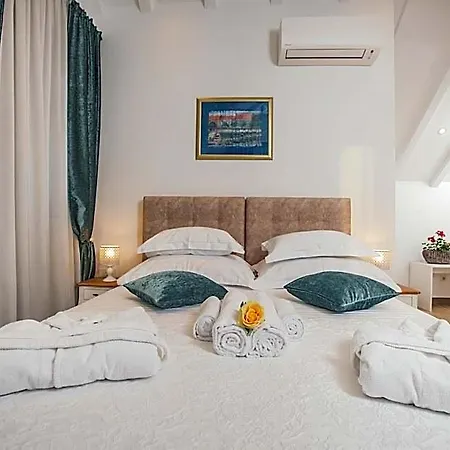 Heritage Dea Hvar 4* Hvar Town