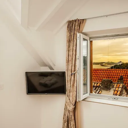 Heritage Dea Hvar Ξενοδοχείο 4*
