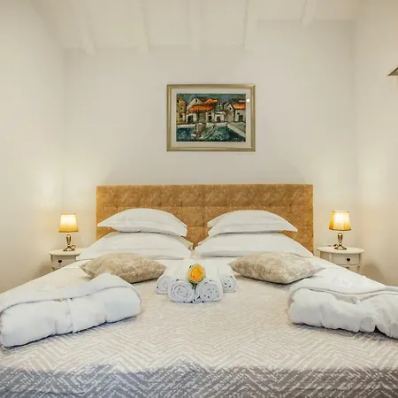 Heritage Dea Hvar Hotel Hvar Town