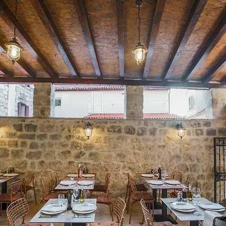 Heritage Dea Hvar 4* Хвар