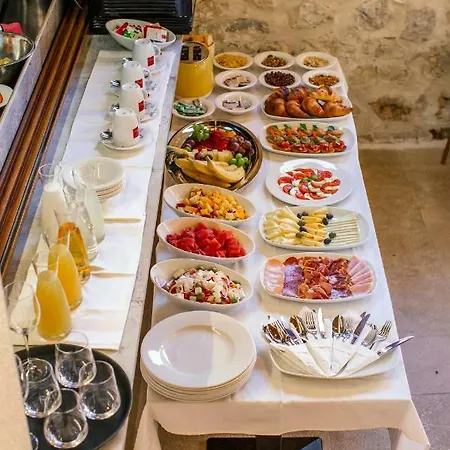 Hotel Heritage Dea Hvar 4*