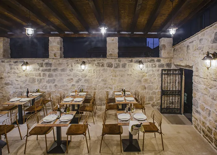 Heritage Dea Hvar フヴァル