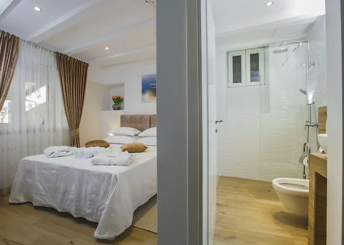 Heritage Dea Hvar ホテル フヴァル