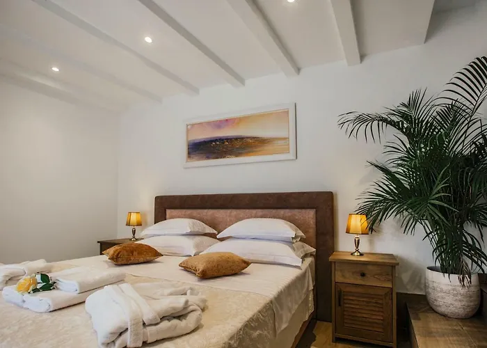 Heritage Dea Hvar フヴァル