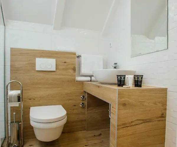 Heritage Dea Hvar フヴァル