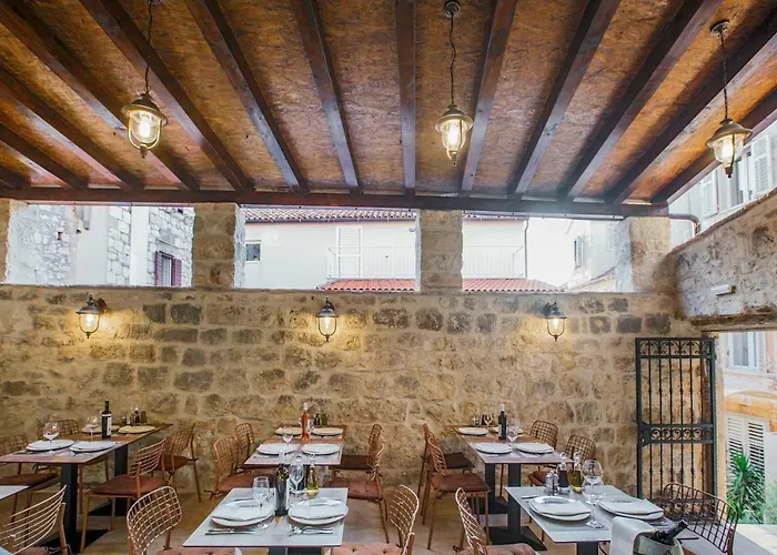 Heritage Dea Hvar 4* フヴァル