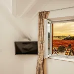 Heritage Dea Hvar 호텔 4*