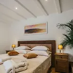 Heritage Dea Hvar 흐바르