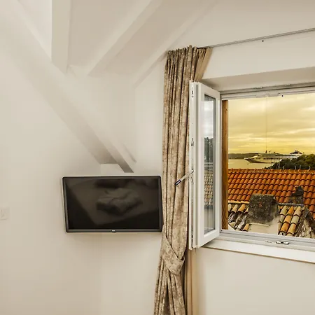 Heritage Dea Hvar Szálloda 4*