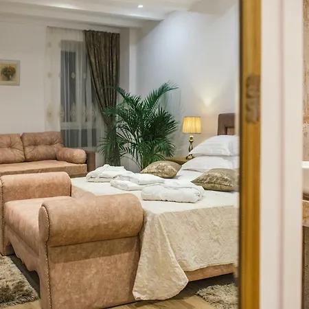 Heritage Dea Hvar Szálloda 4*